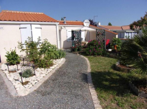 AGREABLE MAISON DANS QUARTIER CALME - FR-1-476-88